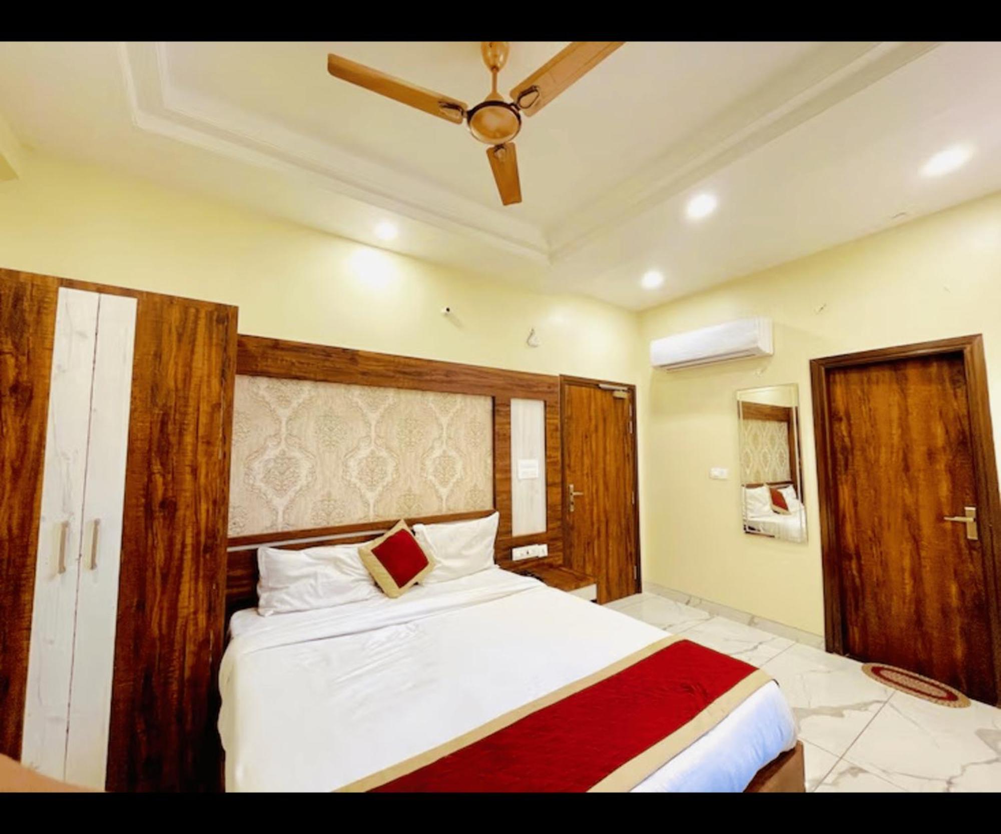 Hotel Hari Inn Divisione di Divisione di Jaipur Esterno foto