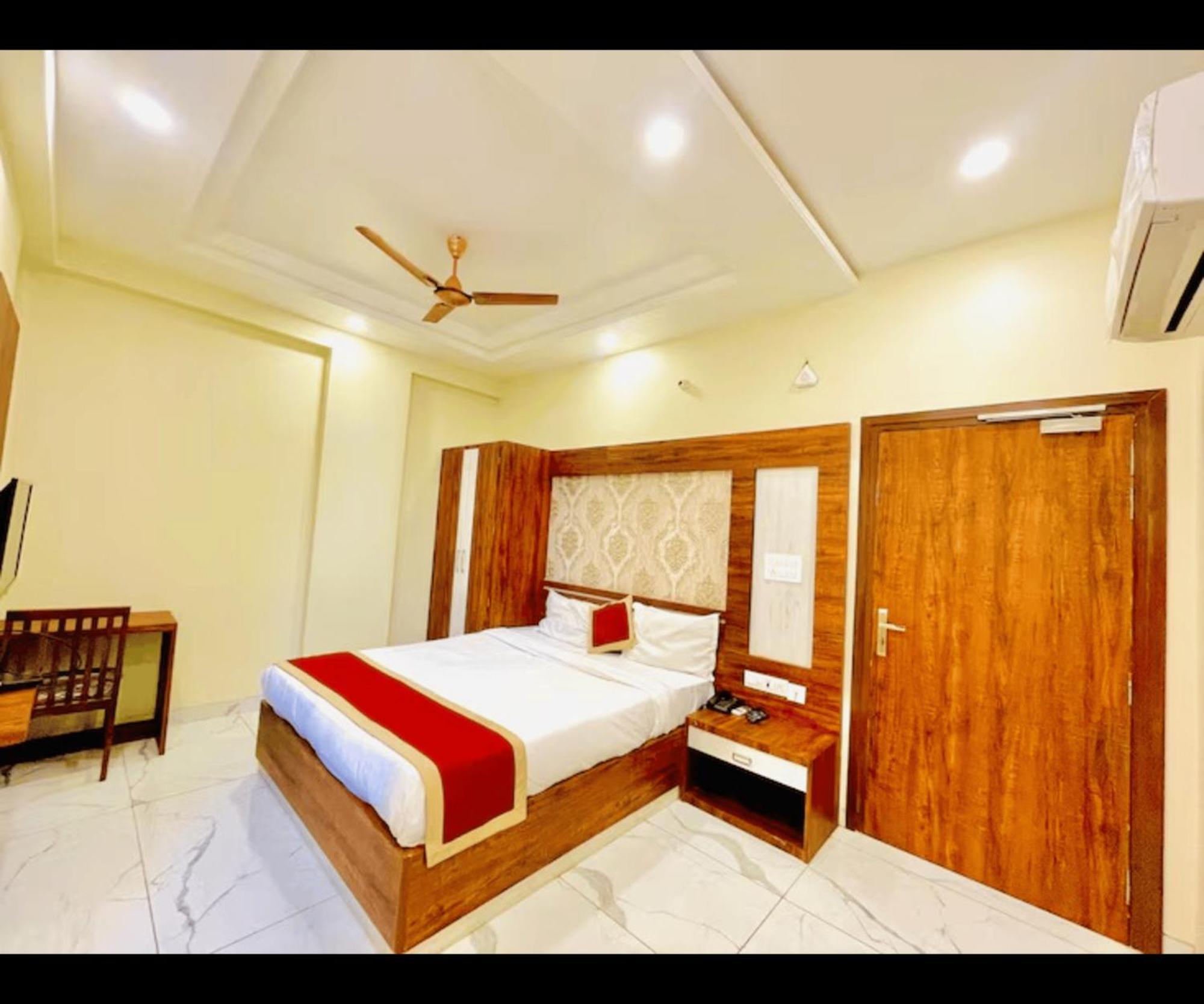 Hotel Hari Inn Divisione di Divisione di Jaipur Esterno foto