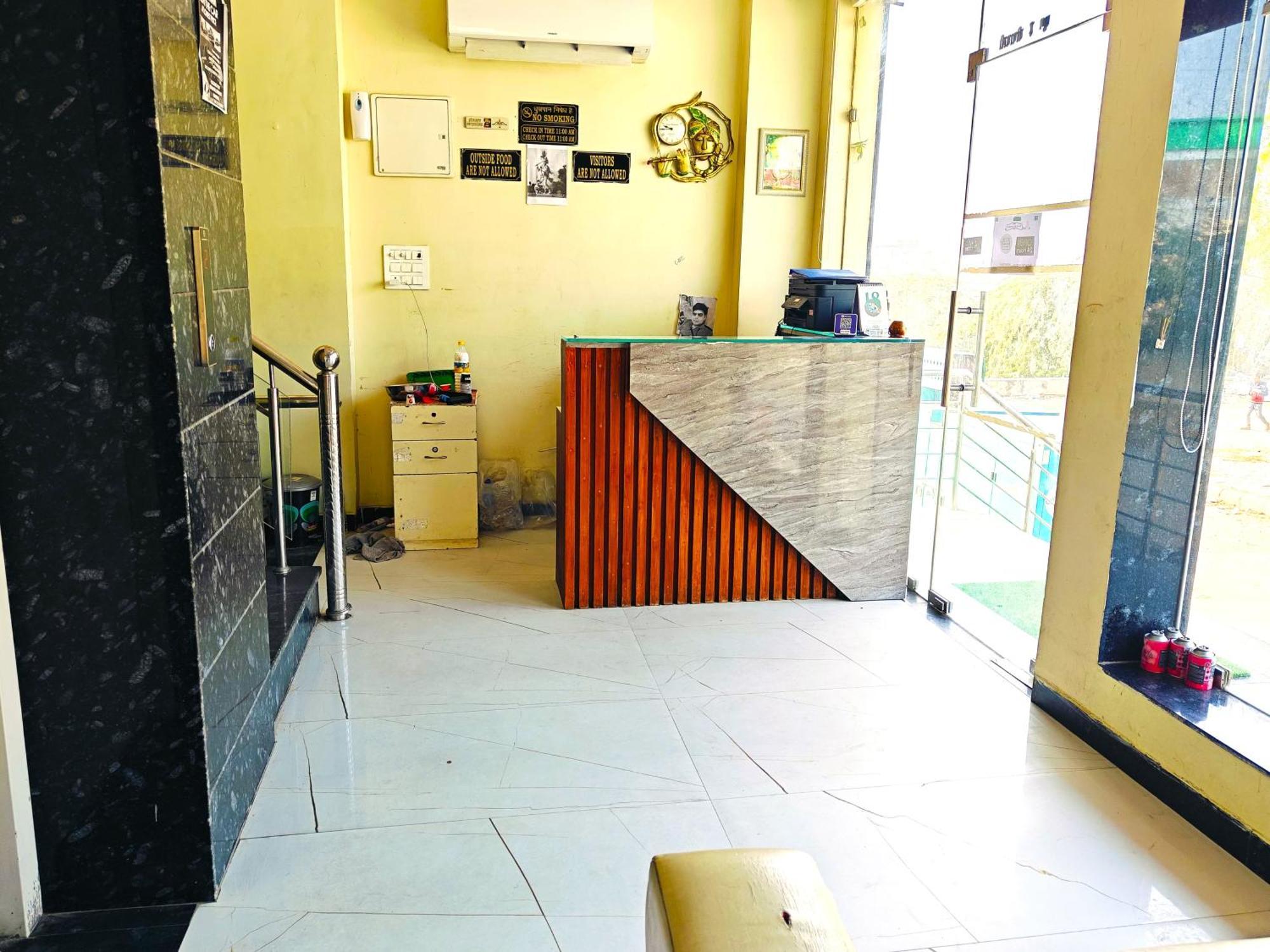Hotel Hari Inn Divisione di Divisione di Jaipur Esterno foto
