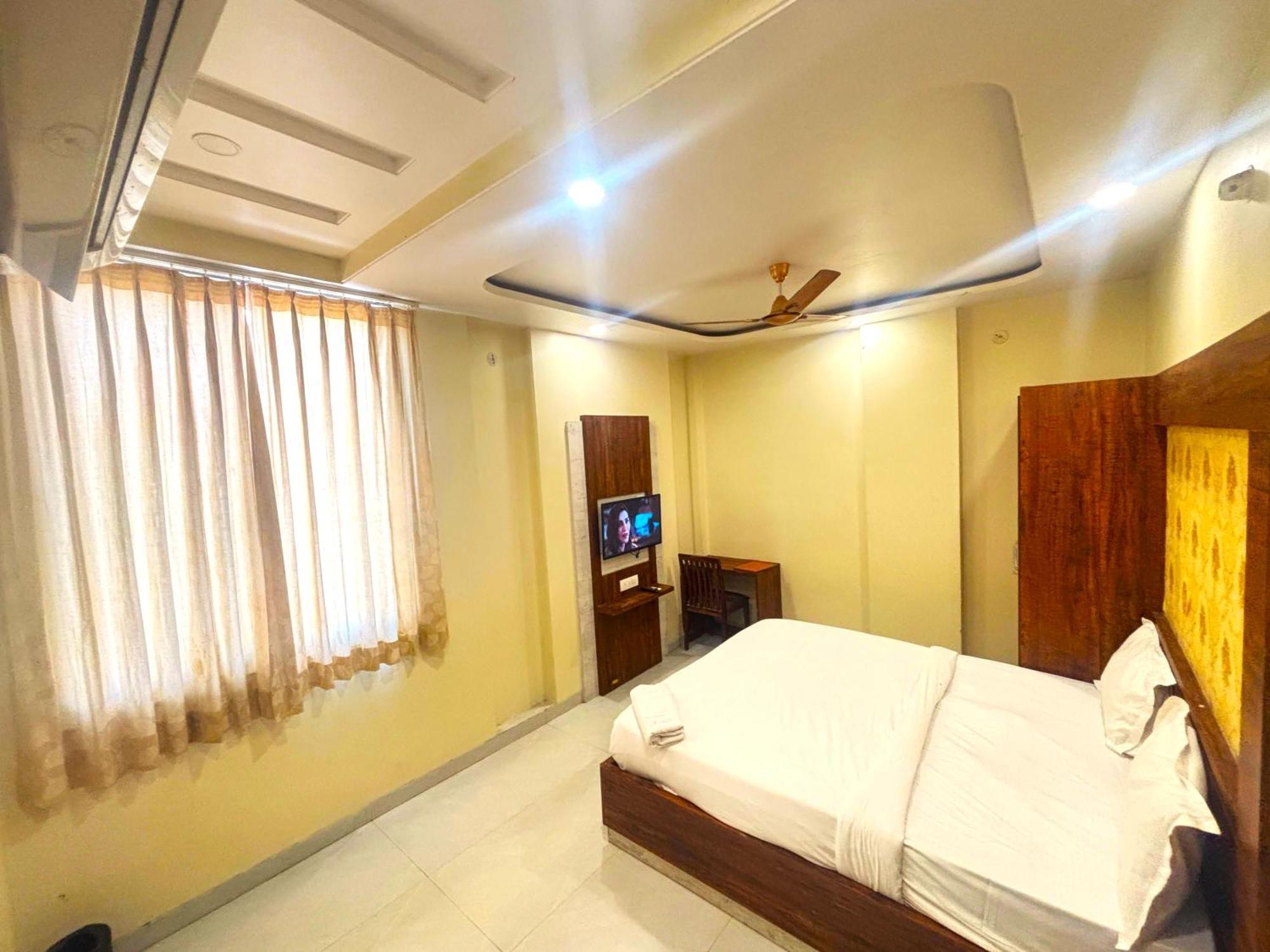 Hotel Hari Inn Divisione di Divisione di Jaipur Esterno foto