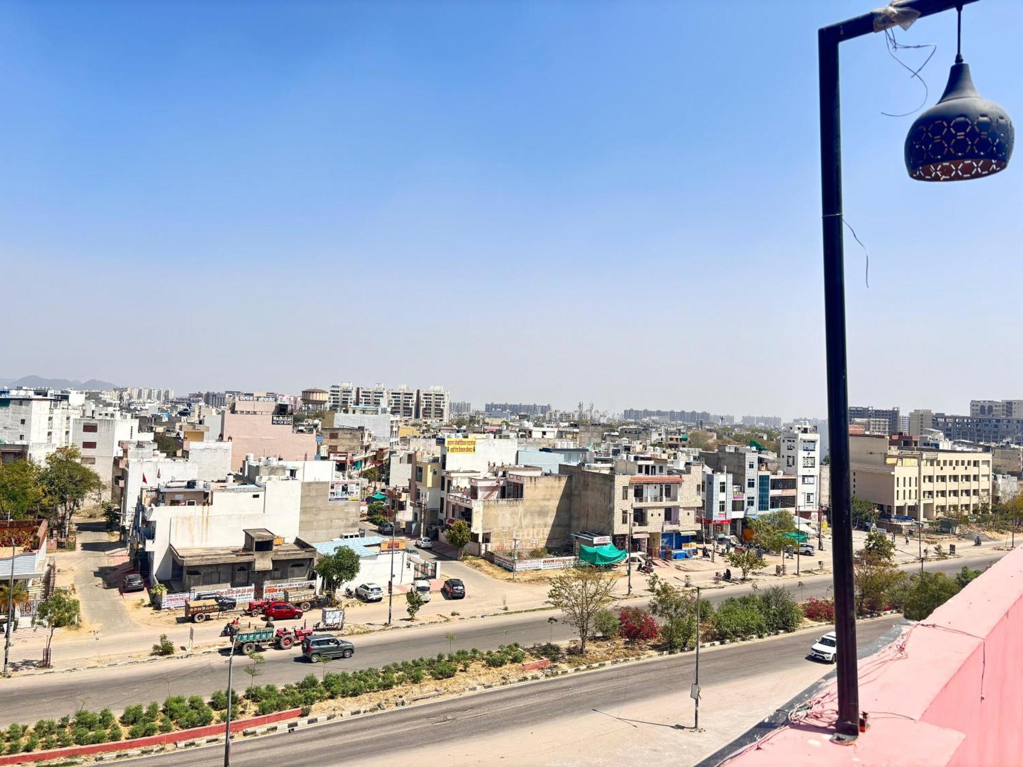 Hotel Hari Inn Divisione di Divisione di Jaipur Esterno foto