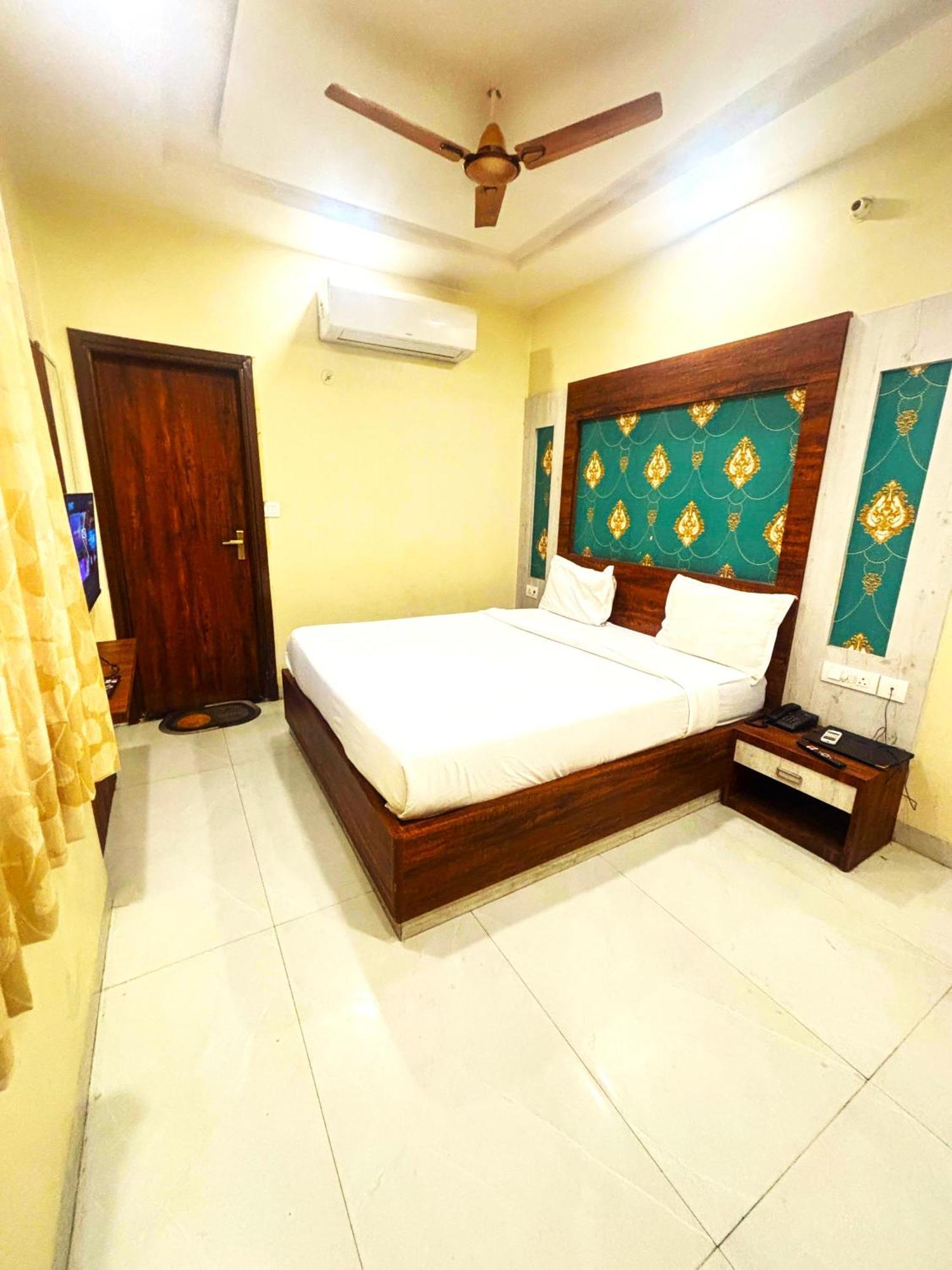 Hotel Hari Inn Divisione di Divisione di Jaipur Esterno foto