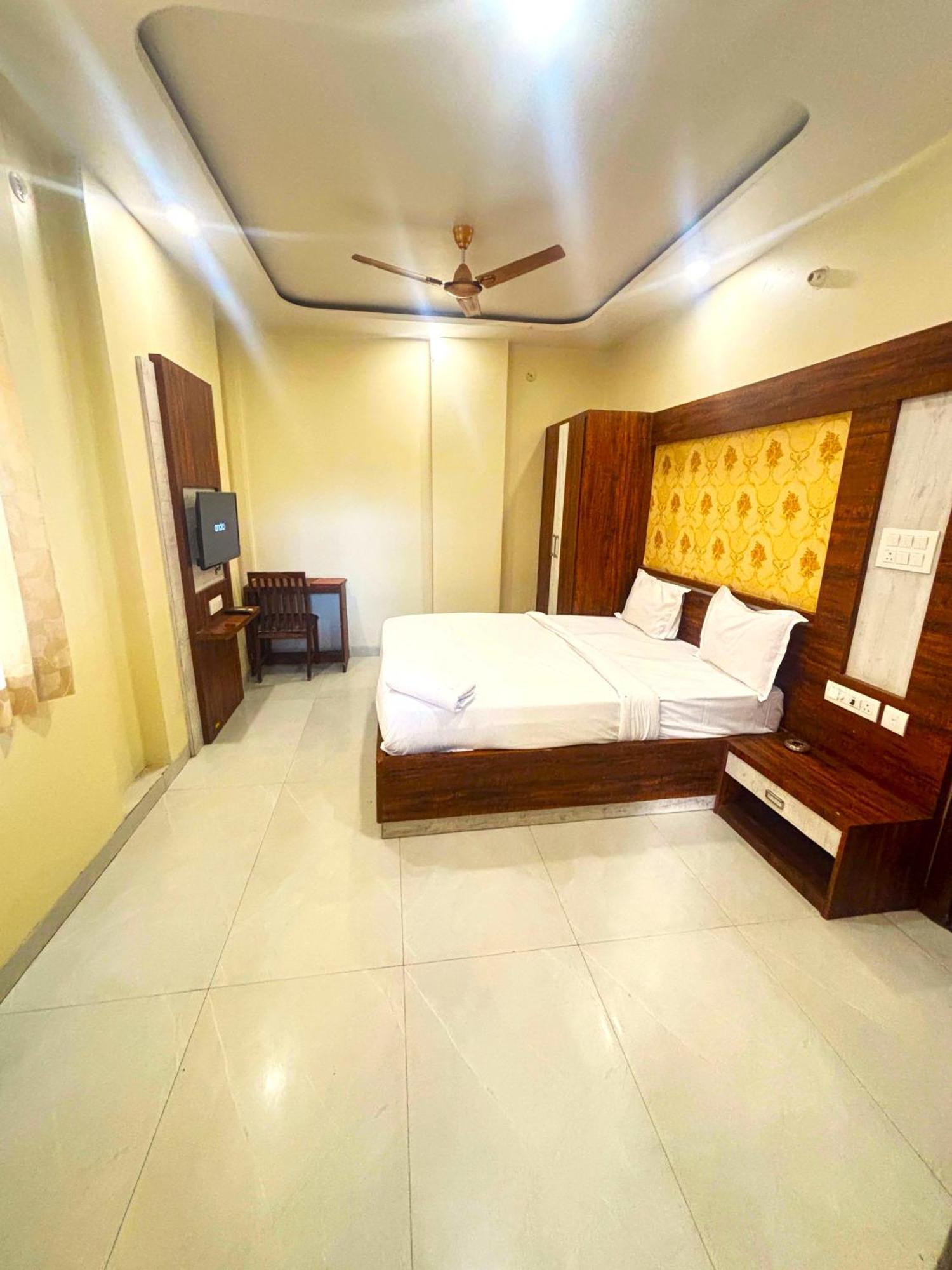 Hotel Hari Inn Divisione di Divisione di Jaipur Esterno foto