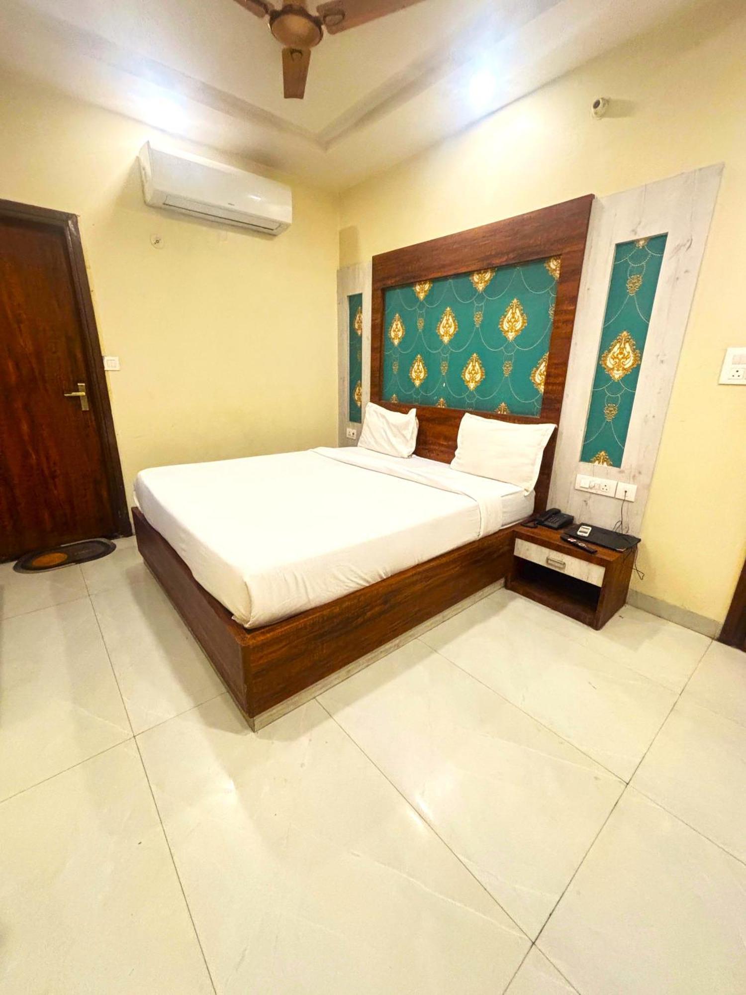 Hotel Hari Inn Divisione di Divisione di Jaipur Esterno foto