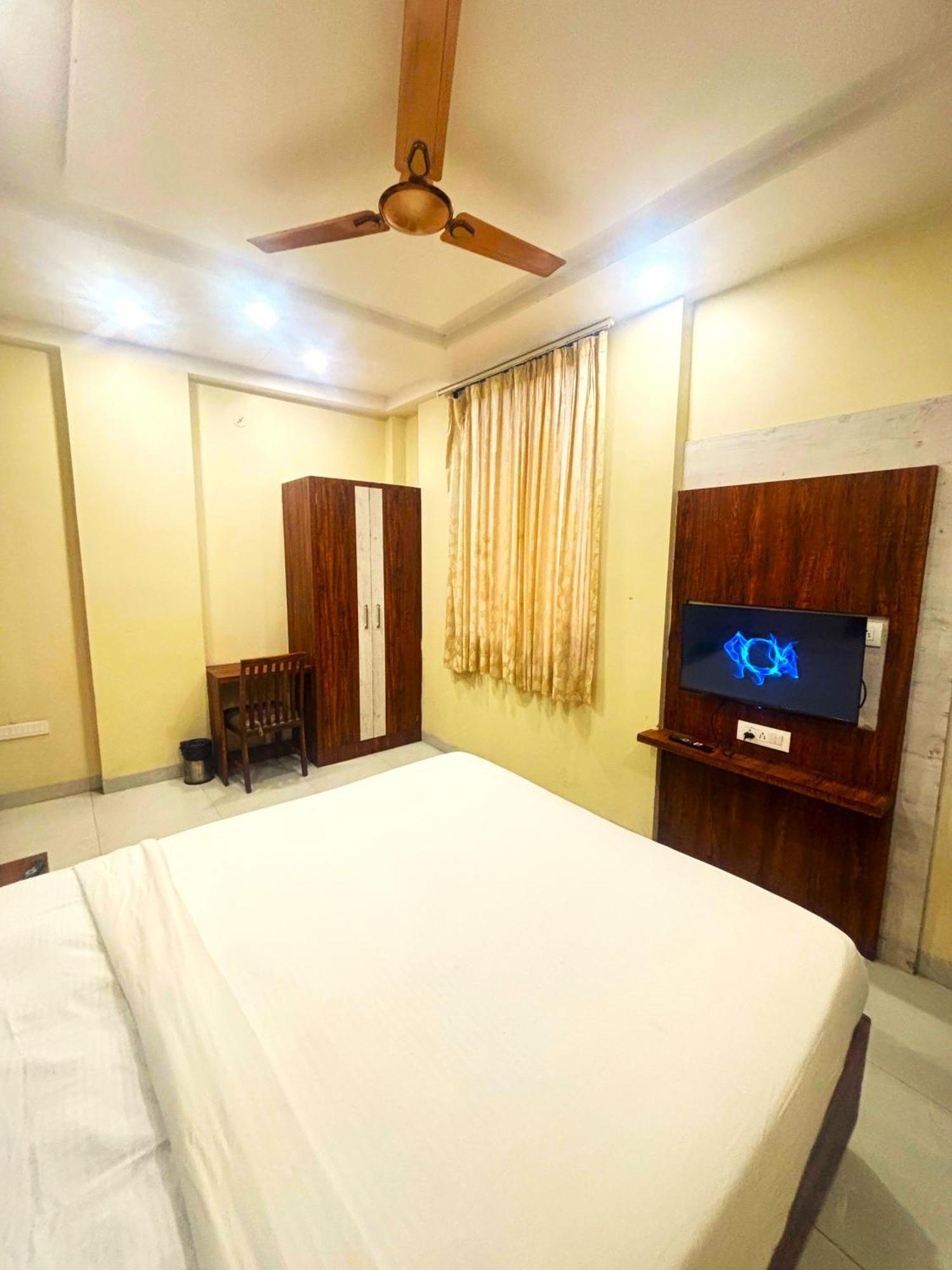 Hotel Hari Inn Divisione di Divisione di Jaipur Esterno foto